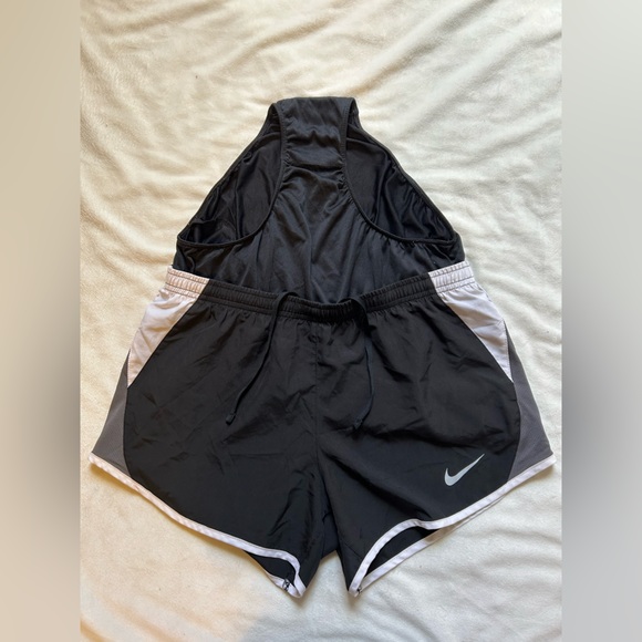 NIKE dri-fit running shorts - Picture 3 of 5